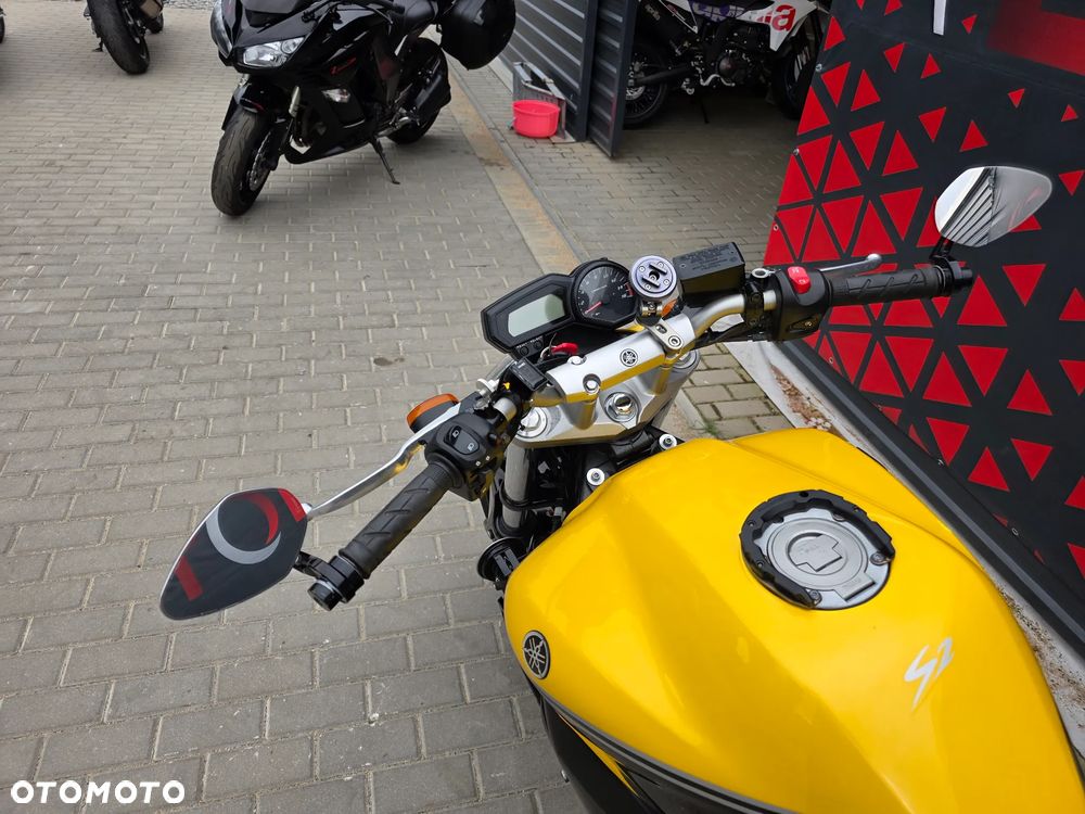 Yamaha FZ6 - 17