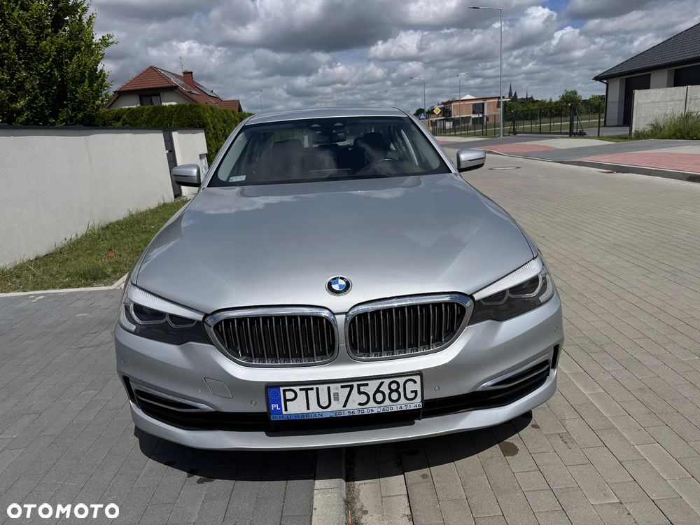 BMW Seria 5 520d Luxury Line - 2