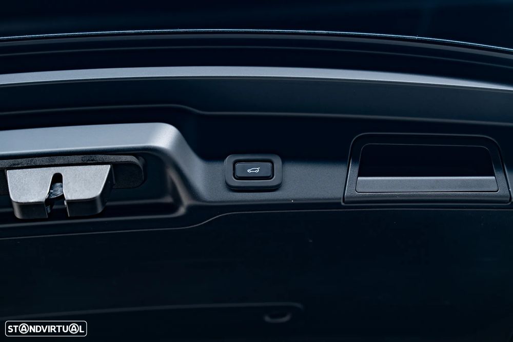 Land Rover Range Rover Evoque 1.5 P300e AWD Bronze Collection Auto - 13