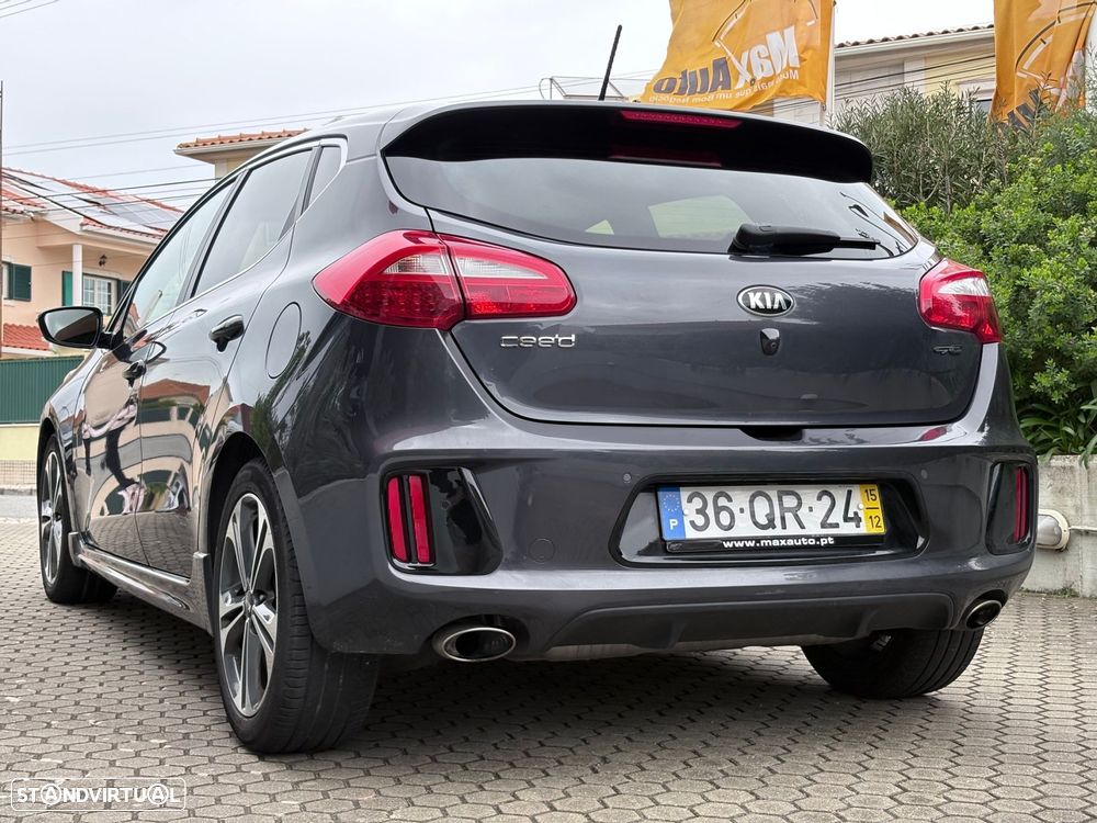 Kia Ceed 1.6 CRDi GT Line - 23