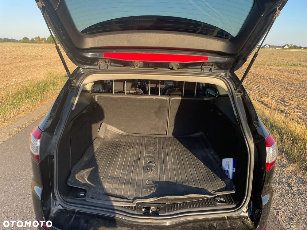 Ford Mondeo 2.0 TDCi Champions Edition - 8