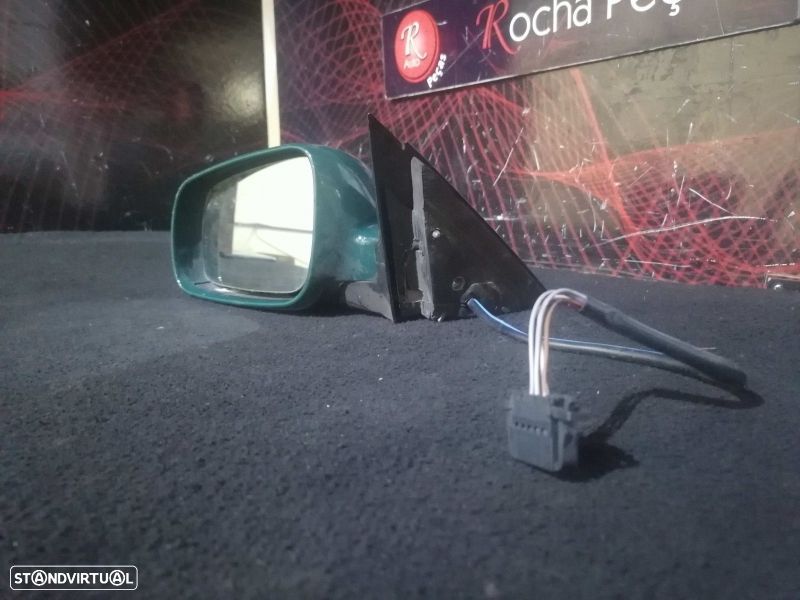 Espelho Retrovisor Esq Volkswagen Passat (3B3) - 3