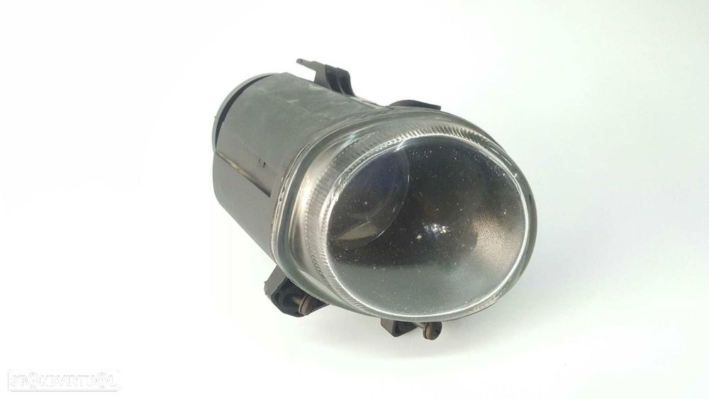 FAROL DE NEVOEIRO DIREITO BMW X5 (E53) 4.4I AUTOMáTICO - 3