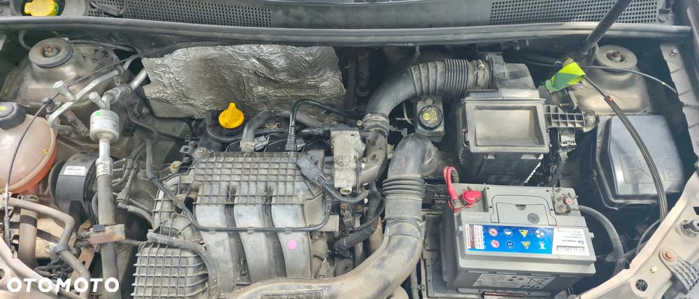 Dacia Logan 1.0 SCe Laureate - 6