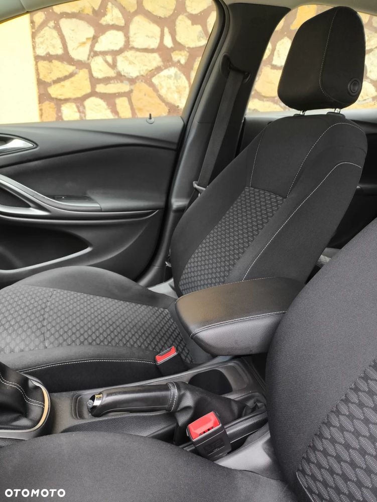 Opel Astra 1.4 T Enjoy - 23