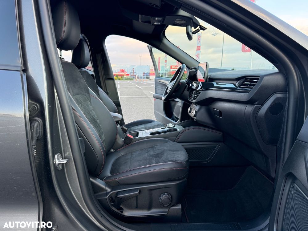 Ford Kuga 2.5 Duratec FHEV ST-LINE X - 21