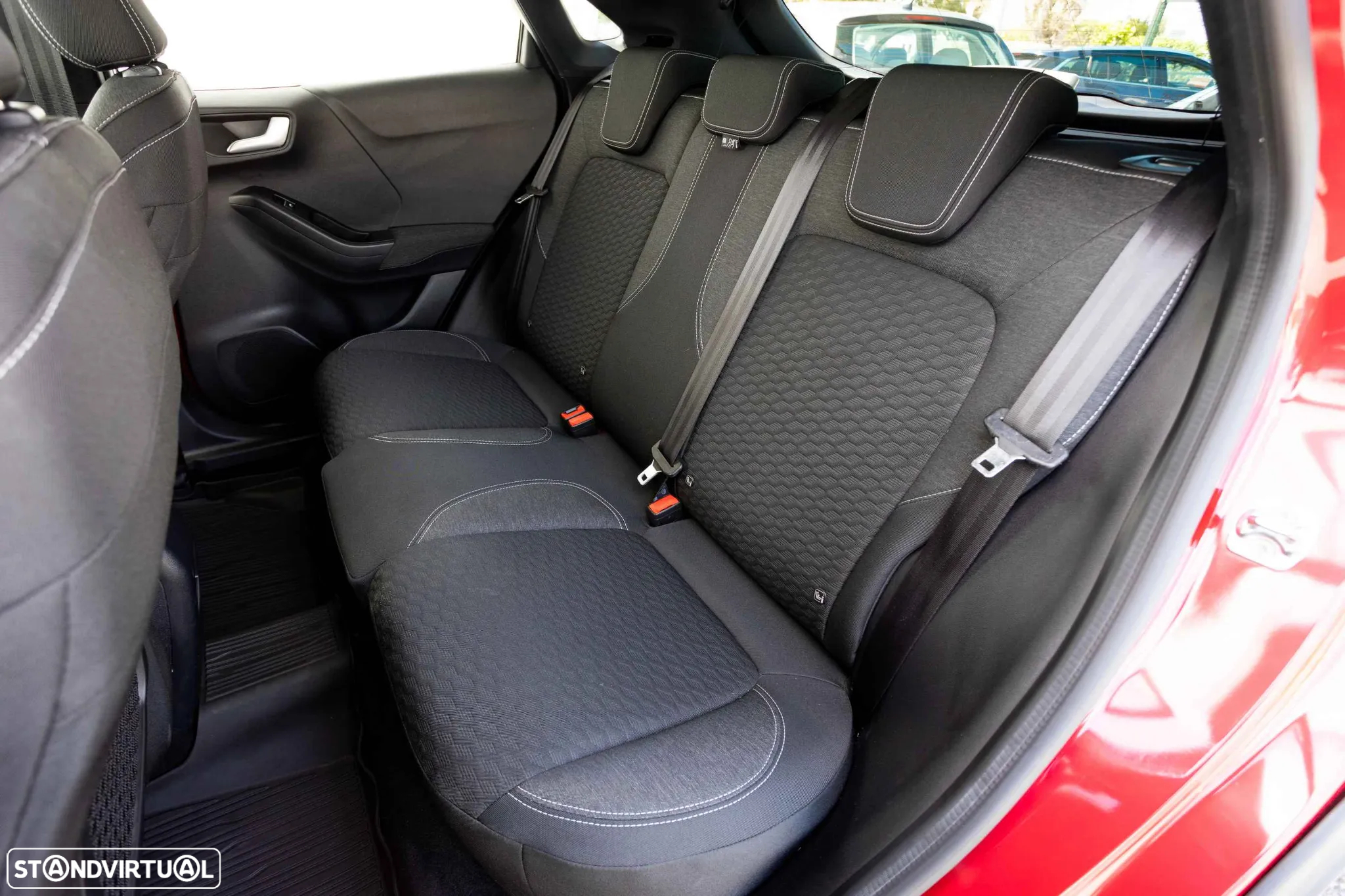 Ford Puma 1.0 EcoBoost MHEV ST-Line X - 30