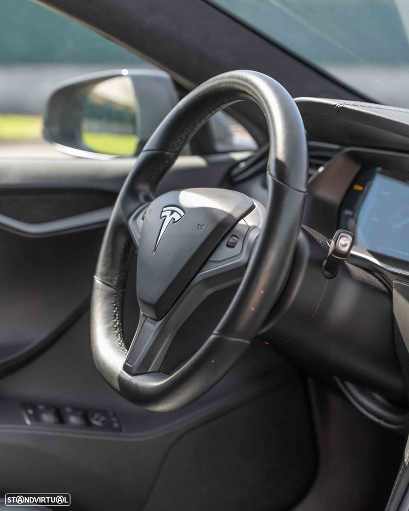 Tesla Model S P100D — fotografia 38