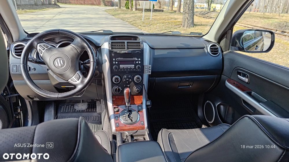 Suzuki Grand Vitara - 12
