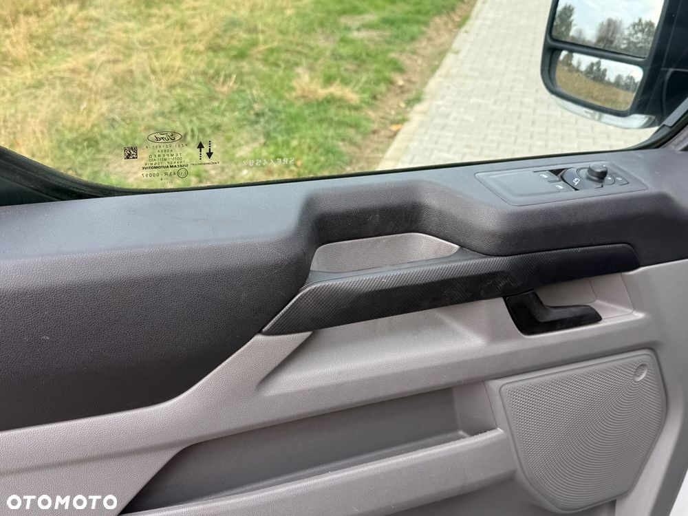 Ford Transit Custom - 24