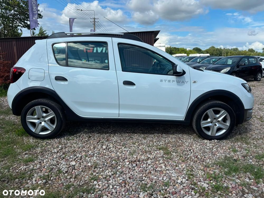 Dacia Sandero TCe 90 Laureate - 15