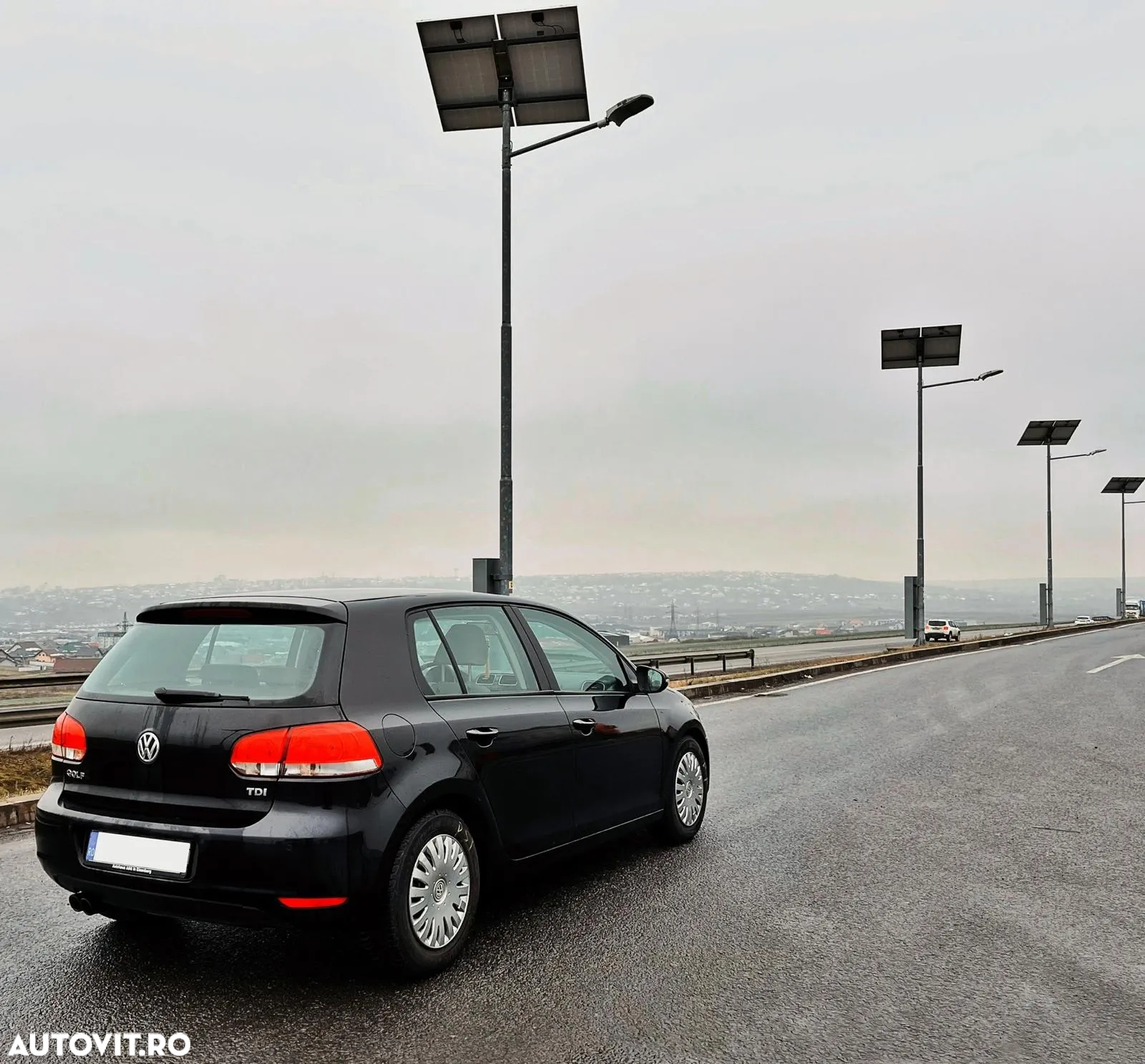 Volkswagen Golf 2.0 TDI Comfortline - 3