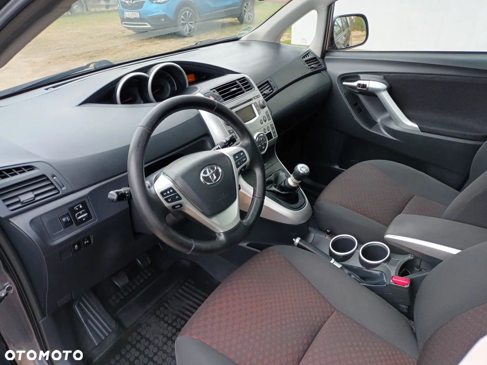 Toyota Verso 1.8 5-Sitzer Executive - 20