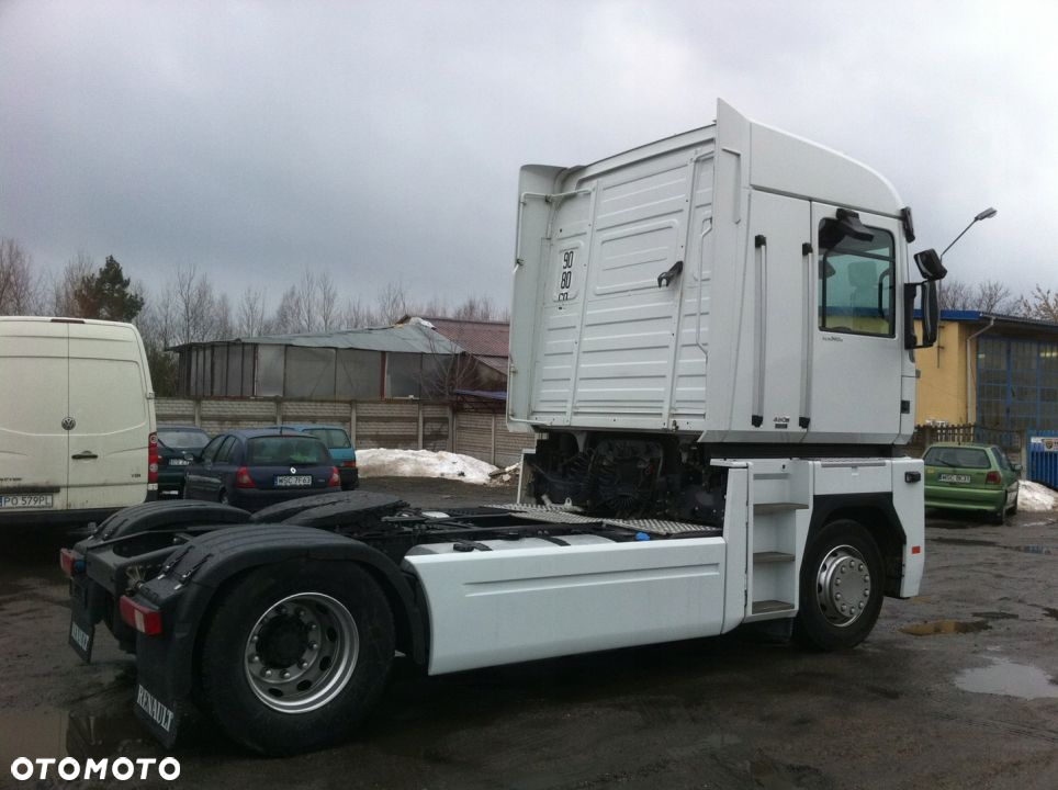 Renault Magnum zabudowy osłony owiewki międzyosiowe spojlery spoilery - 6