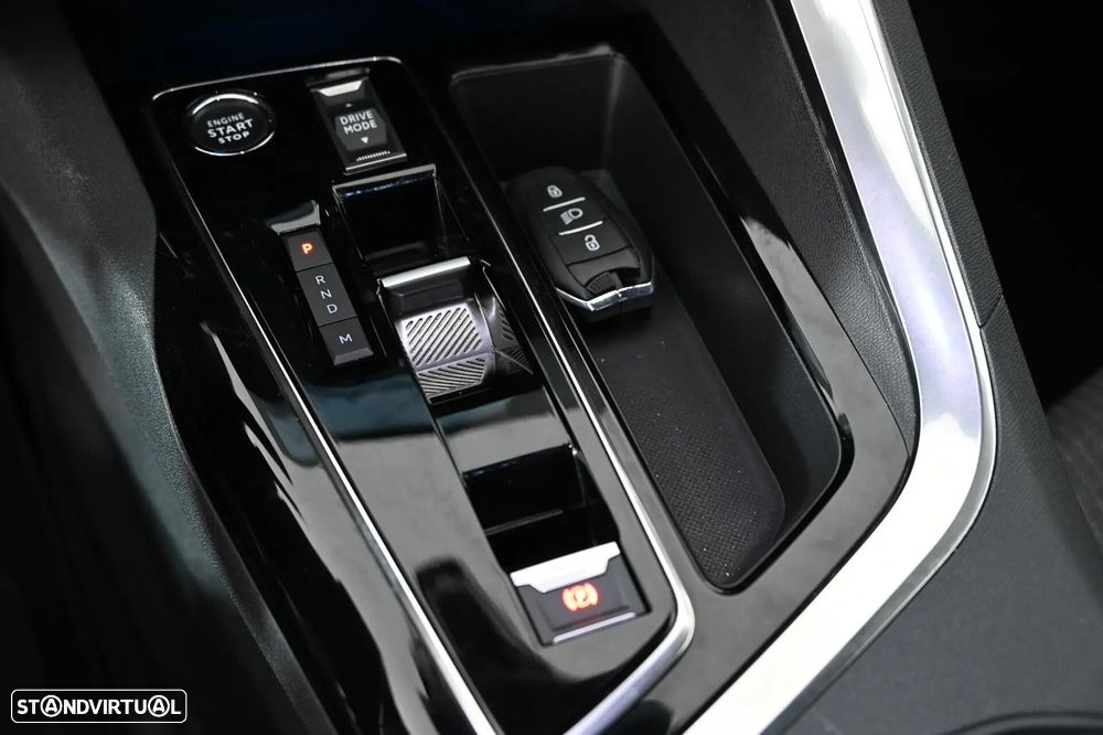 Peugeot 3008 1.2 PureTech Allure Pack EAT8 - 21