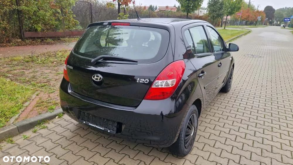 Hyundai i20 1.2 Comfort EU5 - 14
