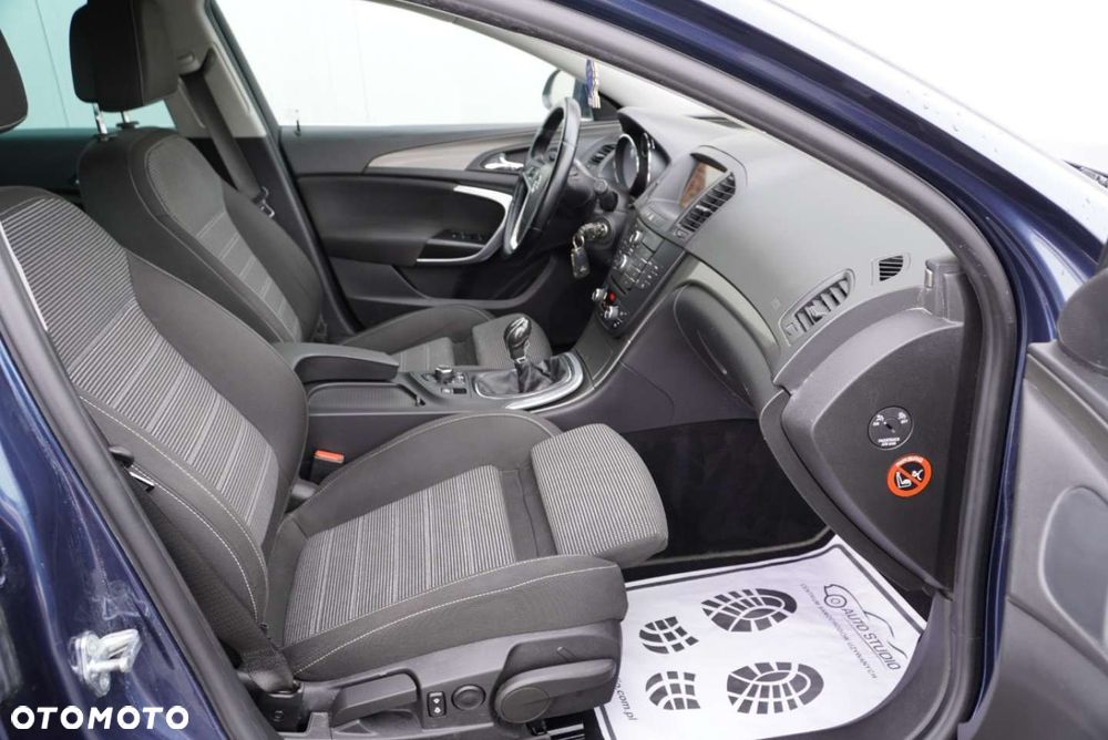 Opel Insignia 2.0 CDTI - 6