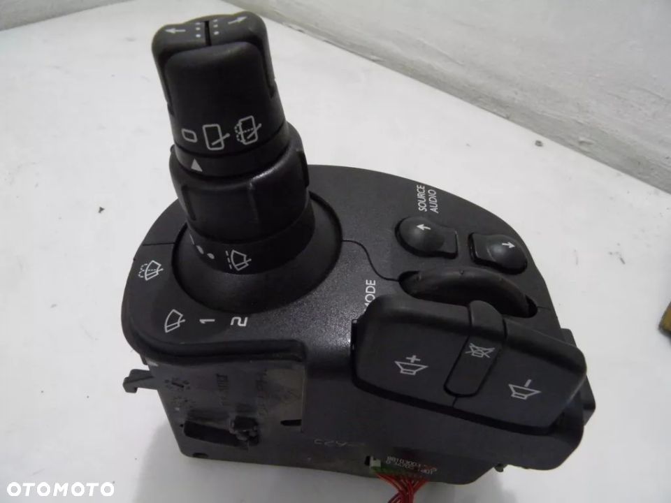 PRZEŁĄCZNIK ZESPOLONY RENault clio iii 88102001505 - 5