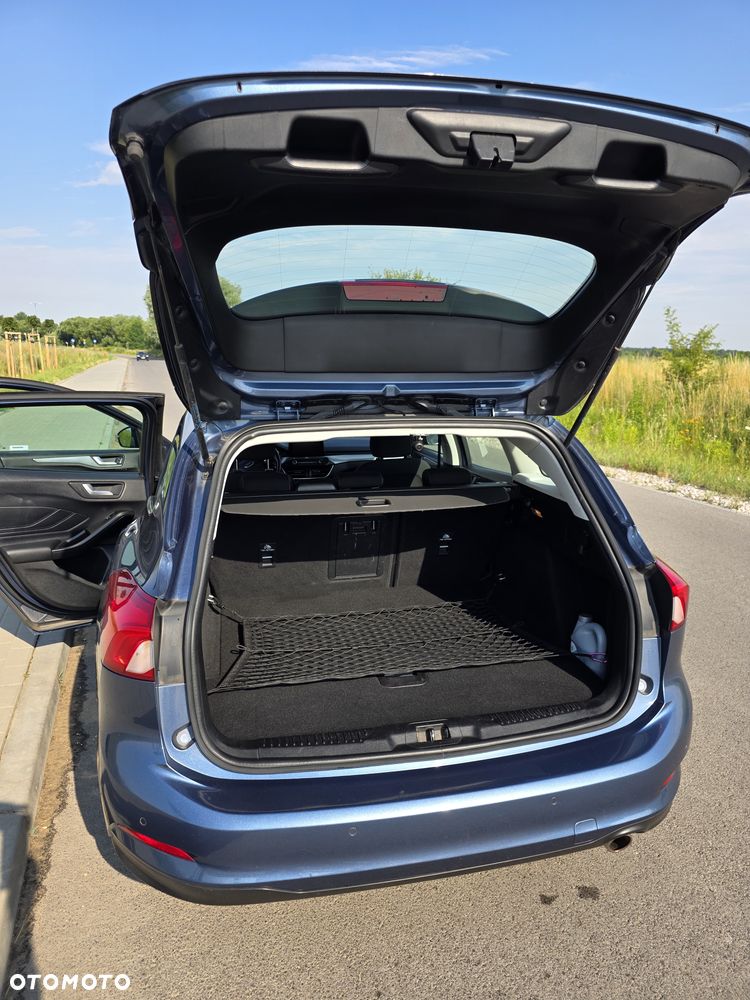 Ford Focus 1.5 EcoBoost Titanium Business - 5
