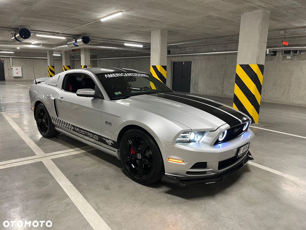 Ford Mustang 5.0 V8 GT Premium - 4