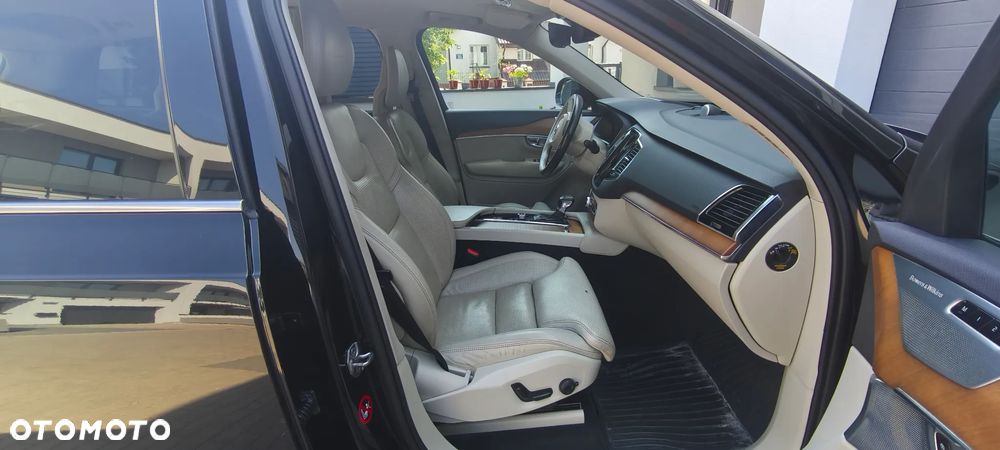 Volvo XC 90 D5 AWD Inscription 7os - 24