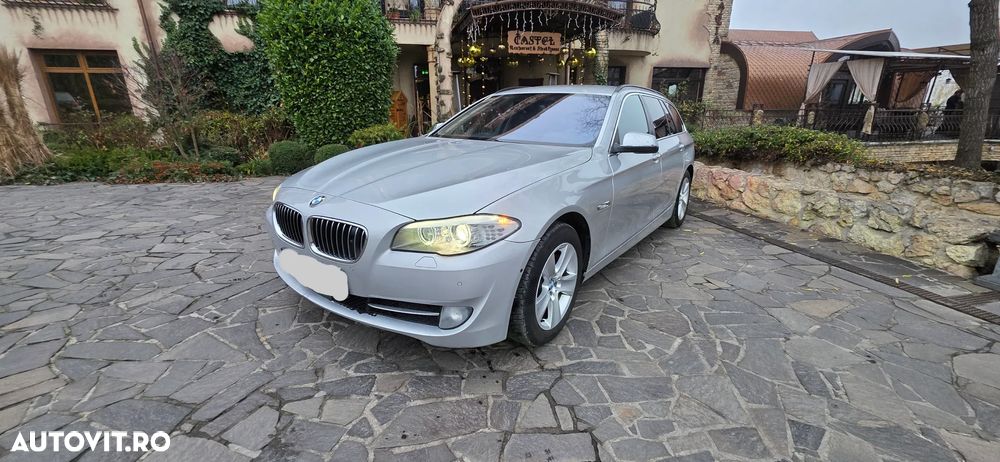 BMW Seria 5 530d xDrive Aut. Modern Line - 2