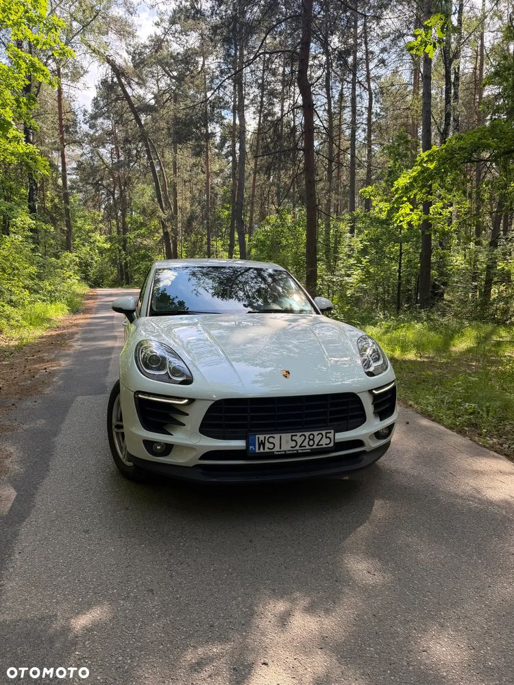 Porsche Macan Standard - 2