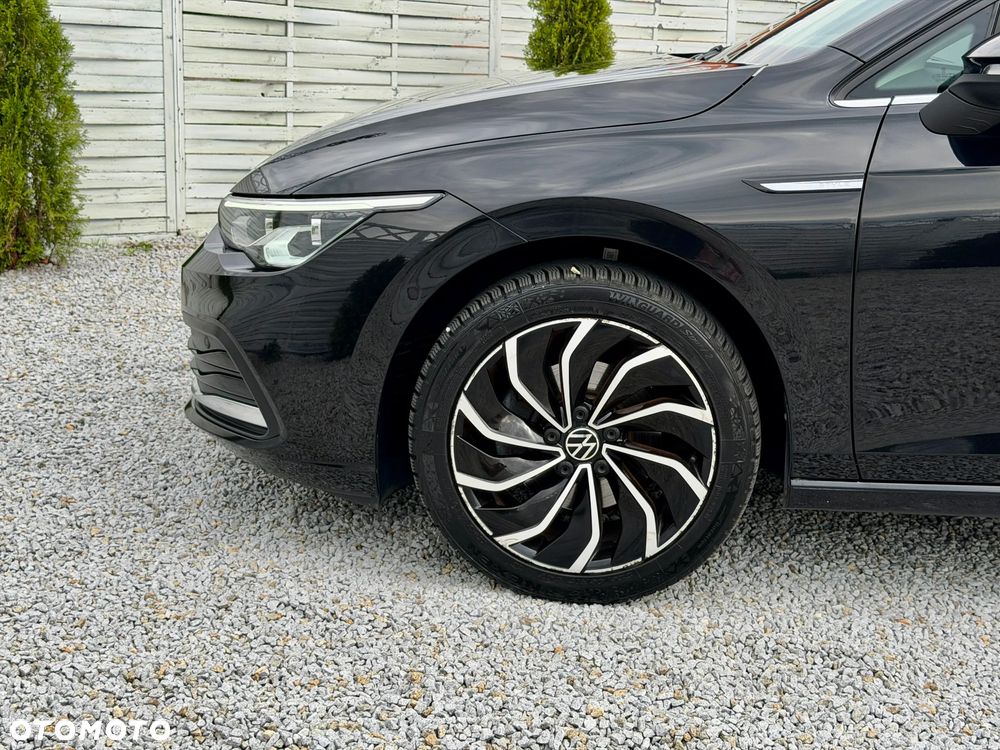 Volkswagen Golf 1.5 eTSI EVO Style DSG - 26