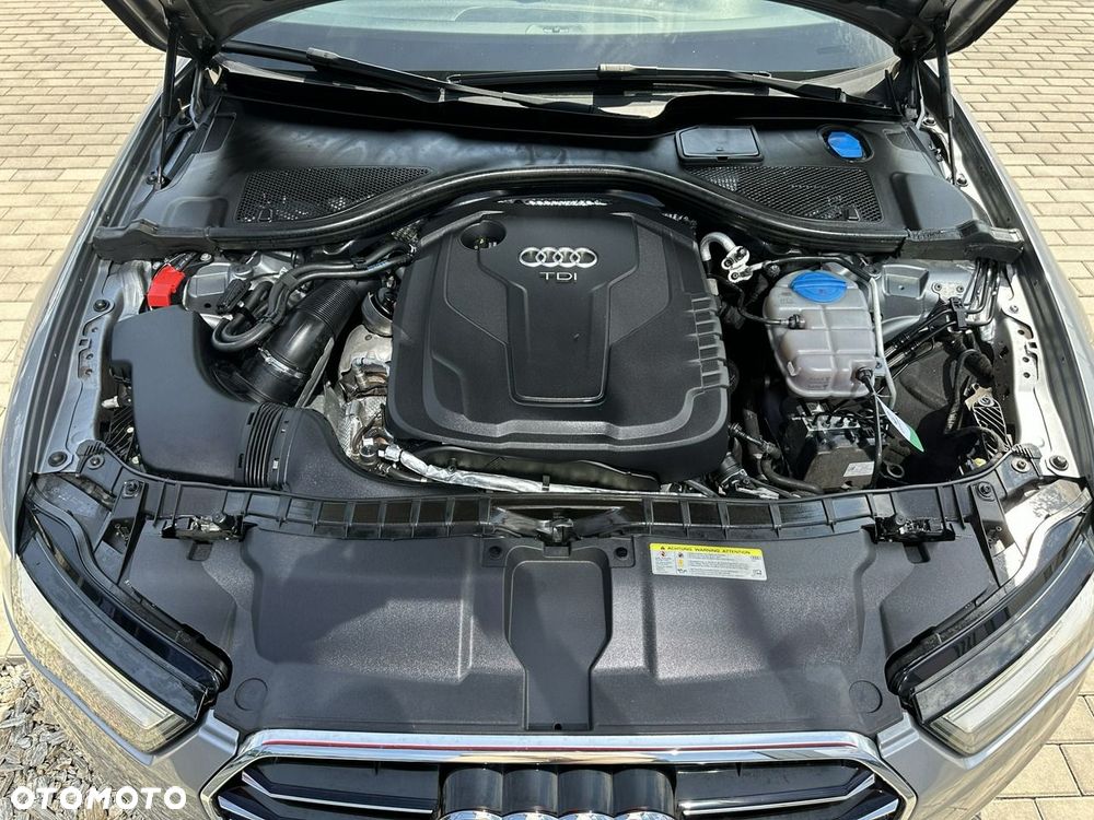 Audi A6 Avant 2.0 TDI Ultra S tronic - 35