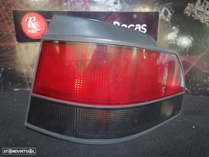 Farolim Stop Esq Renault Clio I (B/C57_, 5/357_) - 2