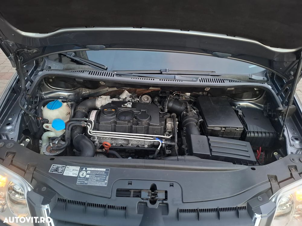 Volkswagen Touran 2.0 TDI DSG Highline - 10