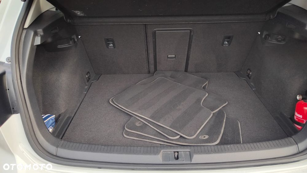 Volkswagen Golf VII 1.4 TSI BMT Highline - 22