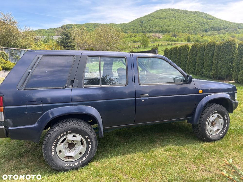 Nissan Terrano - 6