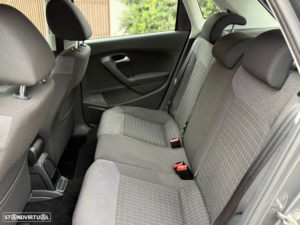 VW Polo 1.4 TDI (Blue Motion ) Comfortline - 13