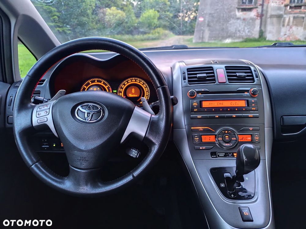 Toyota Auris 1.6 VVT-i Prestige MM - 15