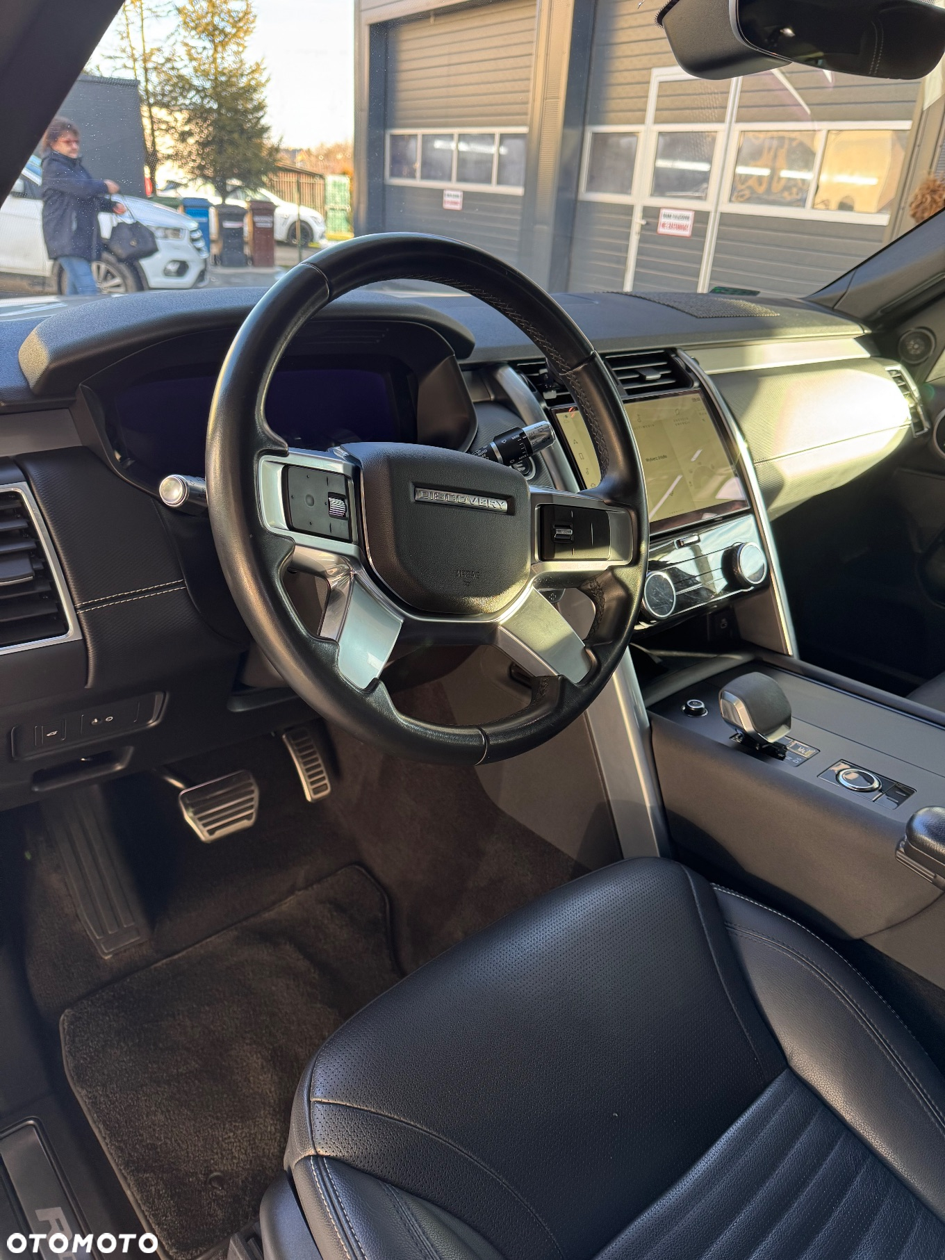 Land Rover Discovery - 18