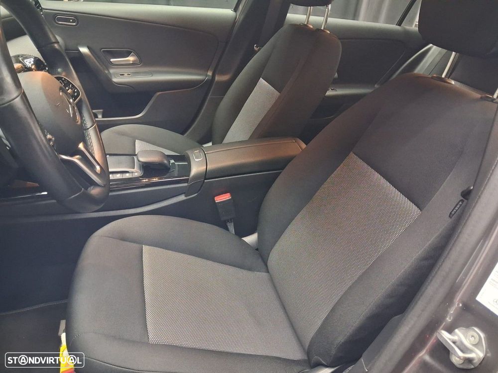 Mercedes-Benz A 200 Limousine d Progressive Aut. - 9