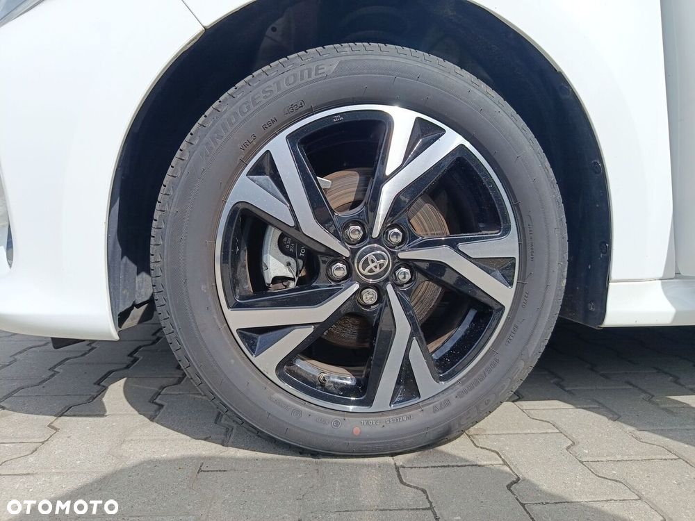 Toyota Yaris Hybrid 1.5 Style - 16