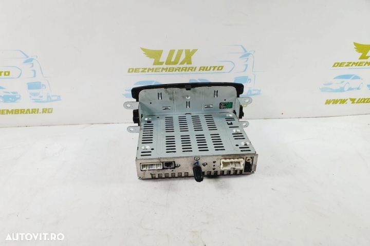 Radio cd 281153889r Dacia Duster 1 (facelift) seria - 2