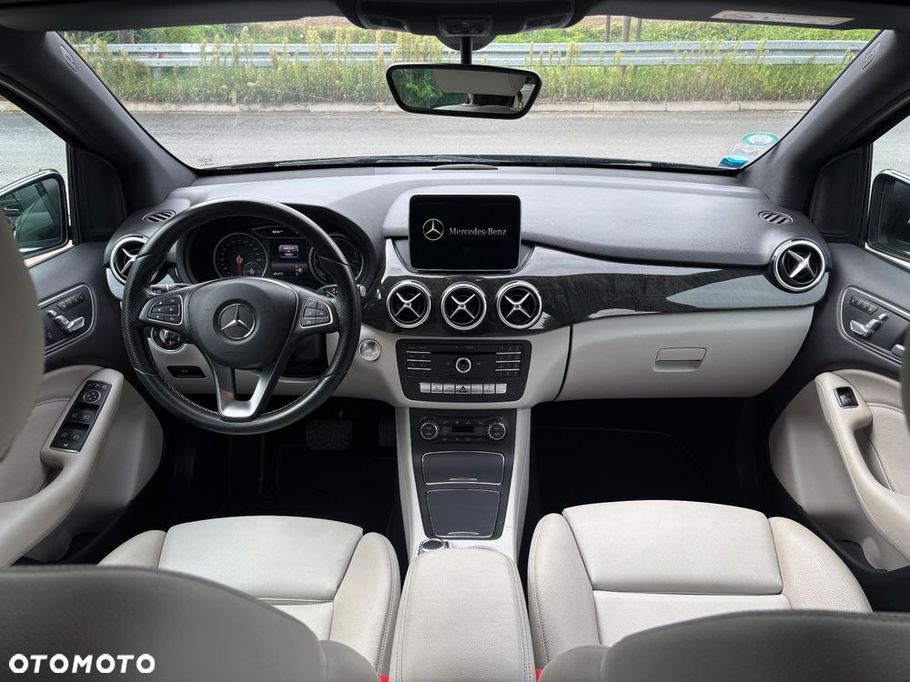 Mercedes-Benz Klasa B (Electric Drive) 250 e - 16