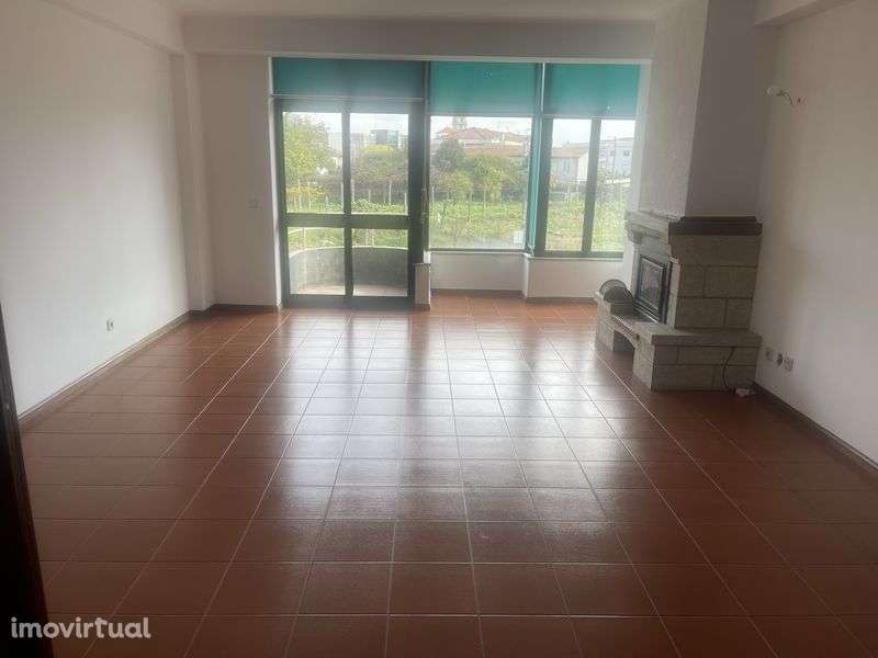 Apartamento T3 Vila Verde. - Grande imagem: 3/9