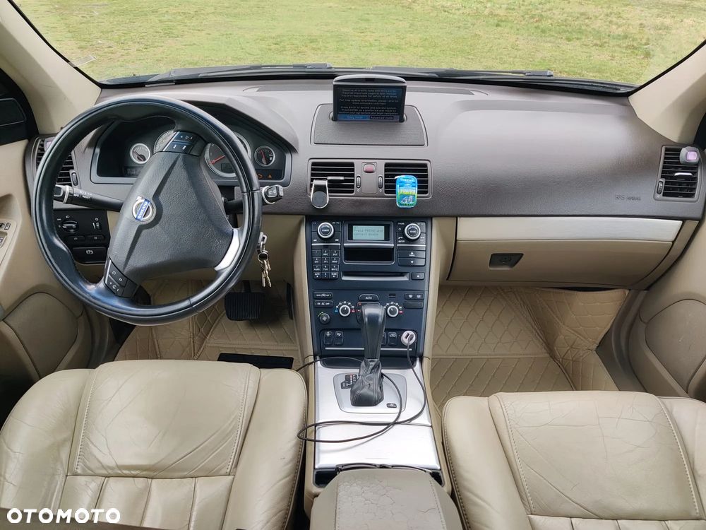 Volvo XC 90 3.2 AWD Executive - 10