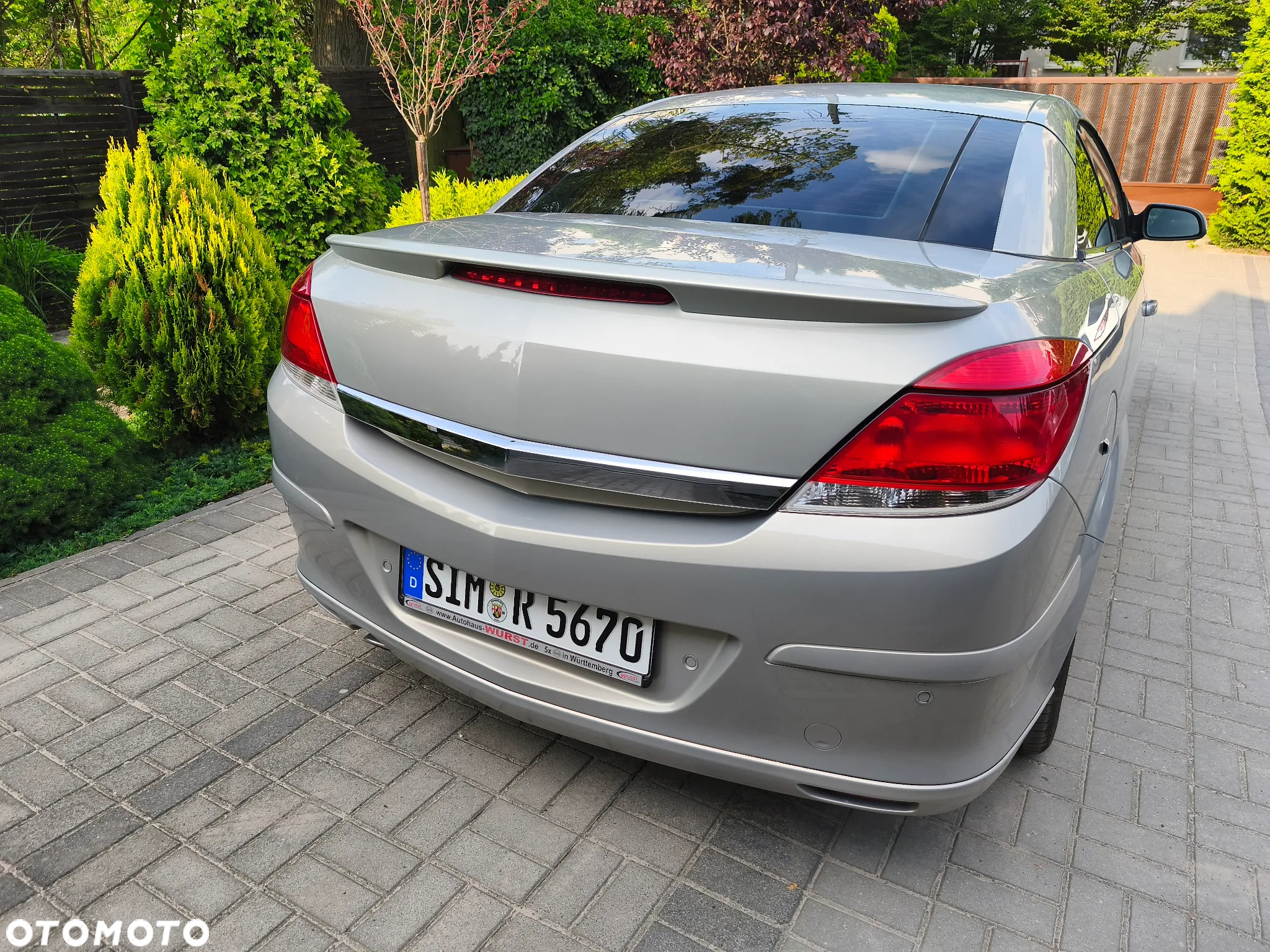 Opel Astra Twin Top 2.0 Turbo Cosmo - 12