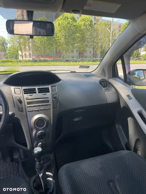 Toyota Yaris 1.4 D-4D Sol - 20