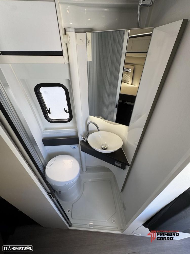 Adria Twin 640 SLB Supreme 180cv Automática - 23