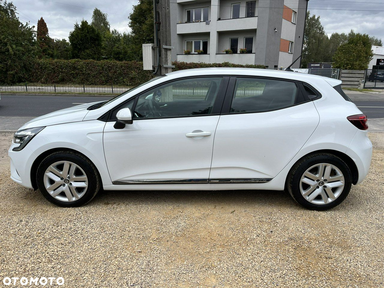 Renault Clio - 9