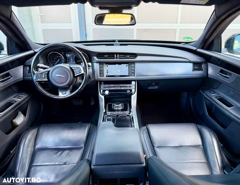 Jaguar XF 25d AWD Aut. R-Sport - 15
