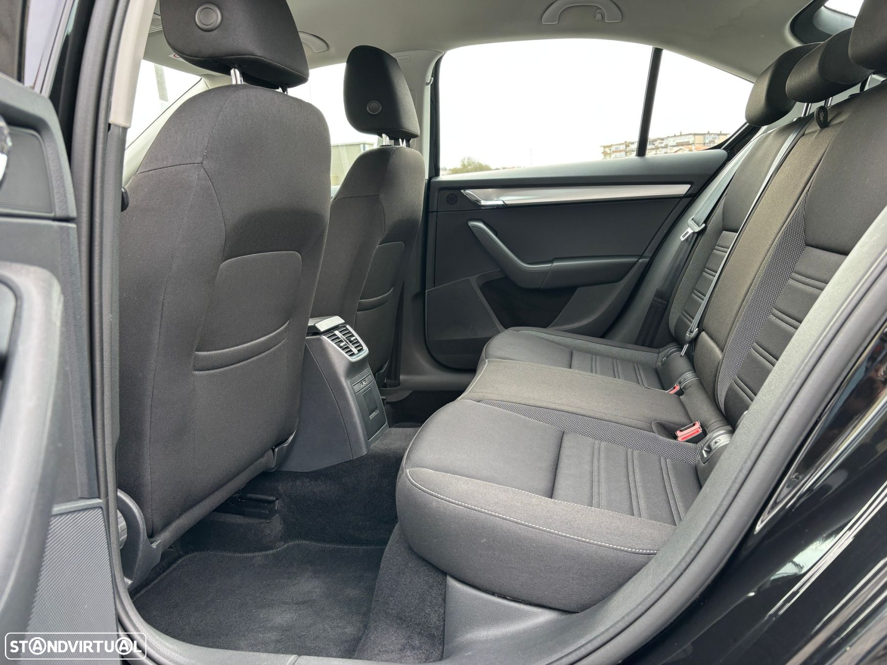 Skoda Octavia 1.0 TSI Ambition - 10