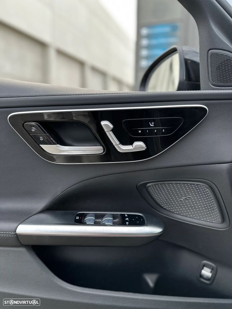 Mercedes-Benz C 300 de AMG Line - 18