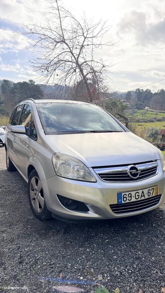 Opel Zafira 1.7 CDTI Cosmo - 1
